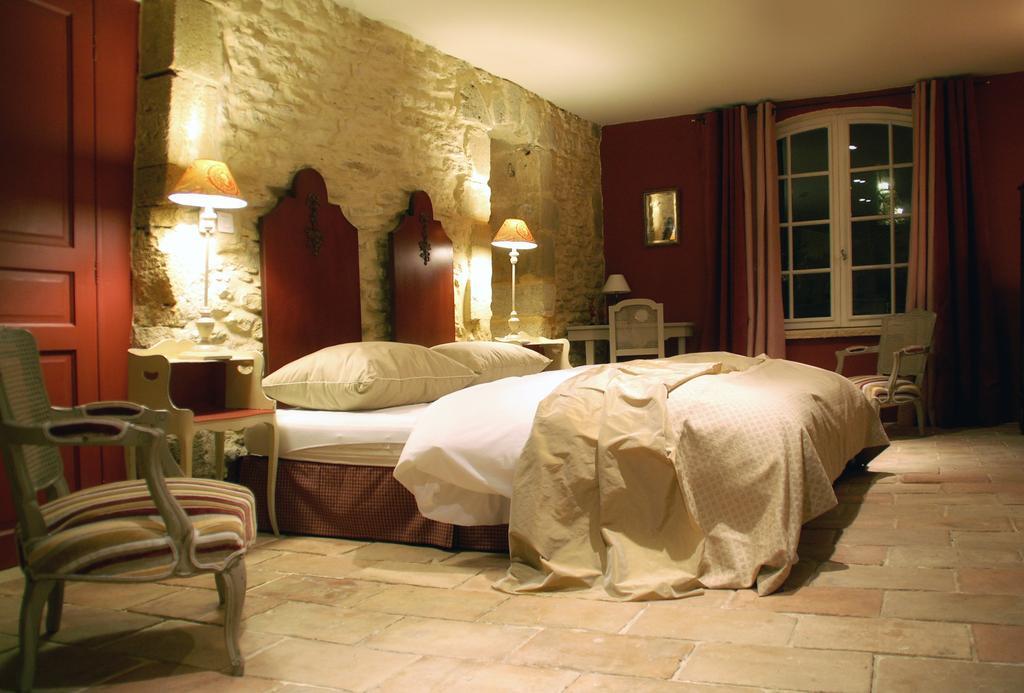 Domaine Des Escaunes Sernhac Rom bilde